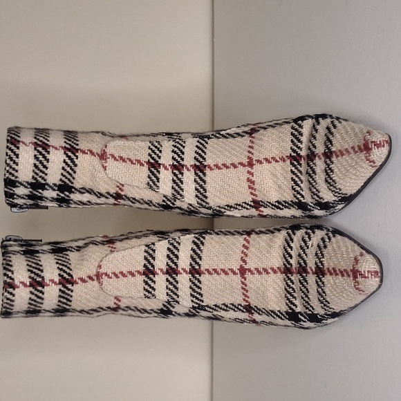 Burberry Vintage Beige Nova Check Wool Tweed Fabric ankle booties - Picture 2 of 11